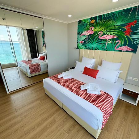 Hotel Britania Vlorë エクステリア 写真