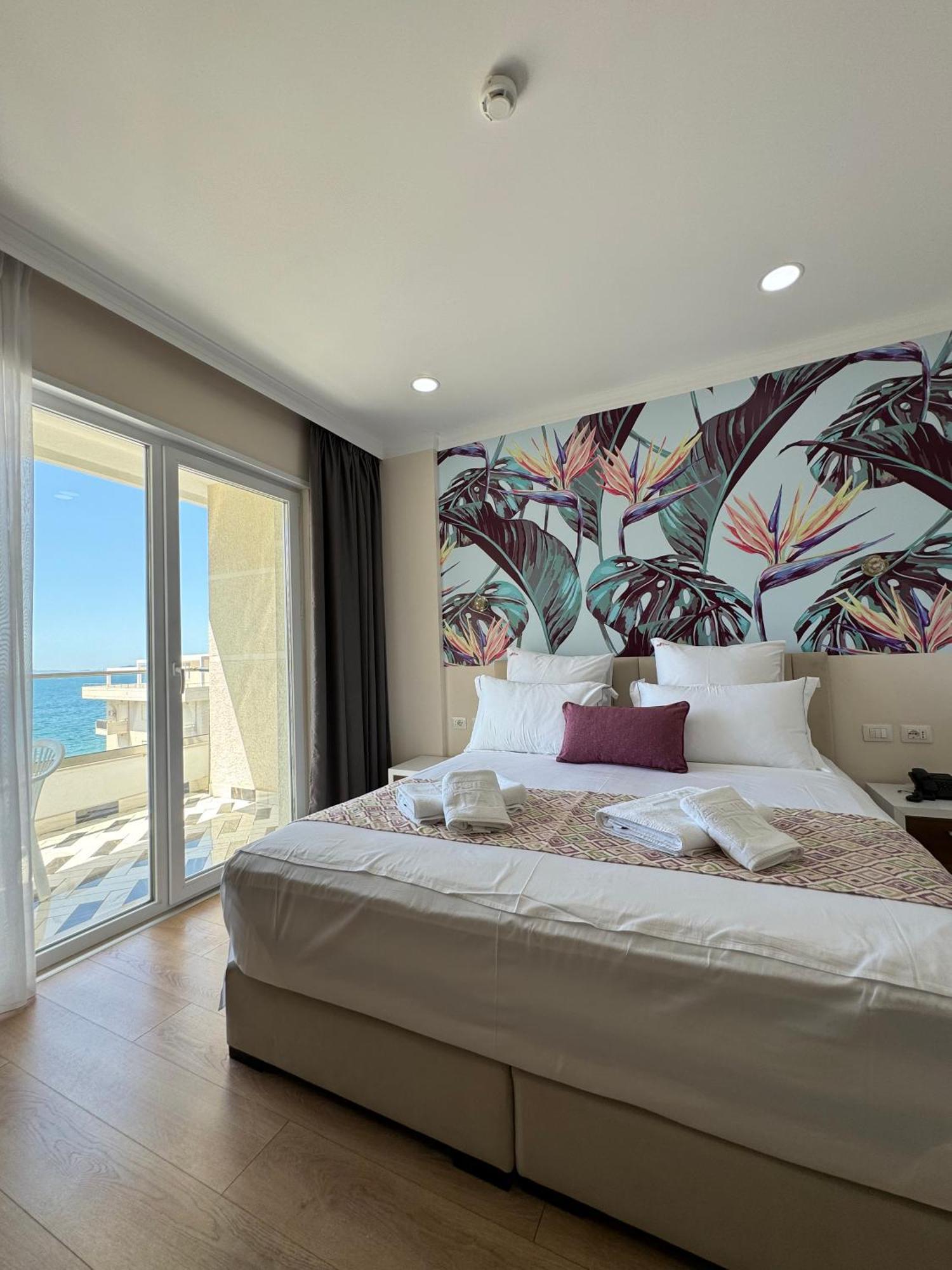 Hotel Britania Vlorë 部屋 写真