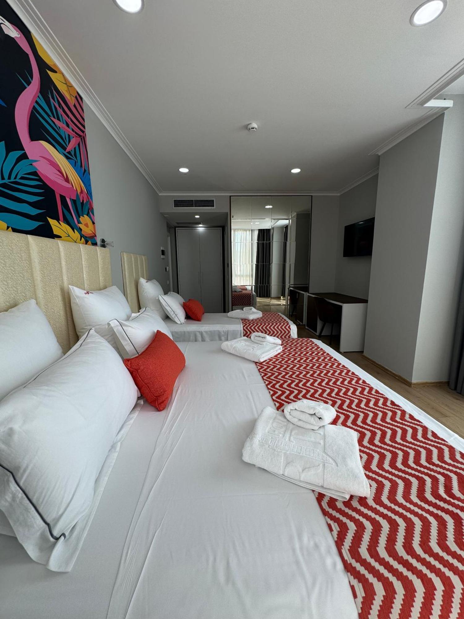 Hotel Britania Vlorë 部屋 写真