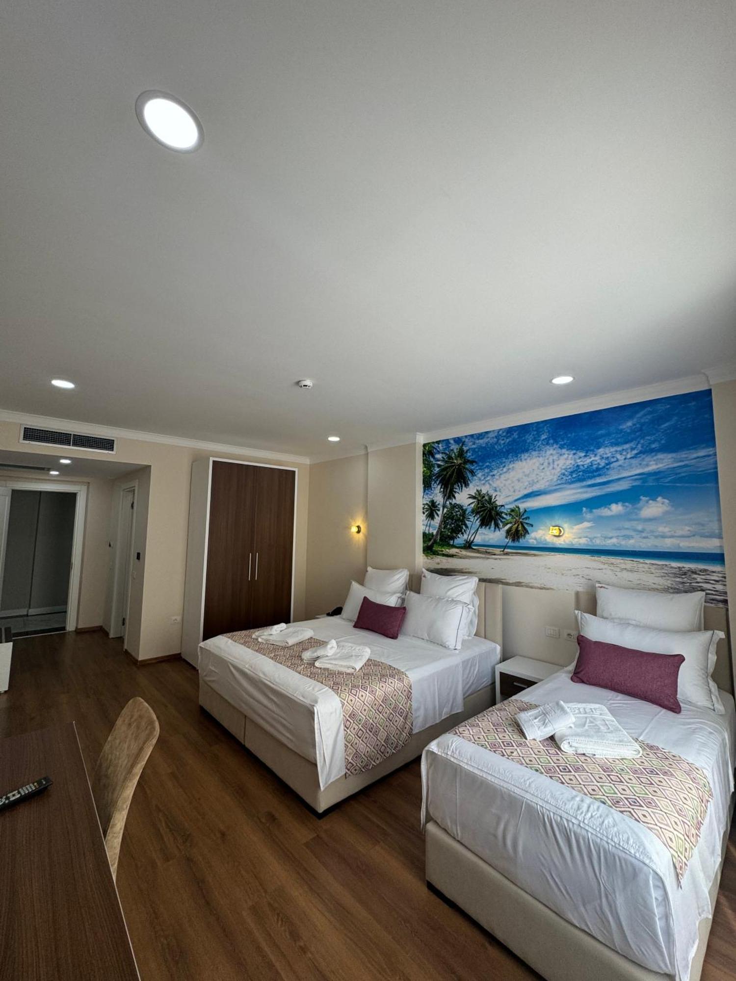 Hotel Britania Vlorë 部屋 写真